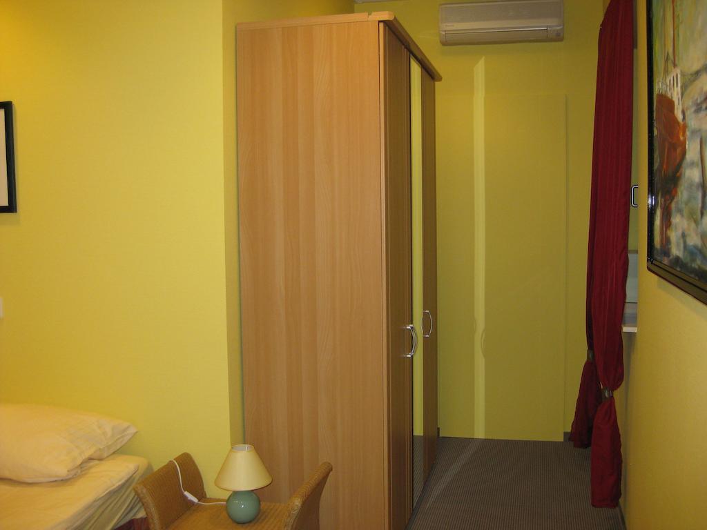 Fewo Wolter Ehemals Central Wohnen Apartments Wilhelmshaven Room photo